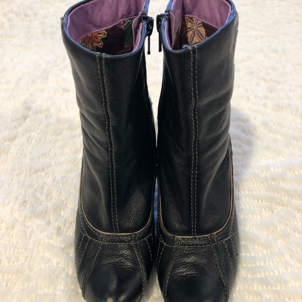 Kensie Vintage Style Ankle Wedge Heel boots